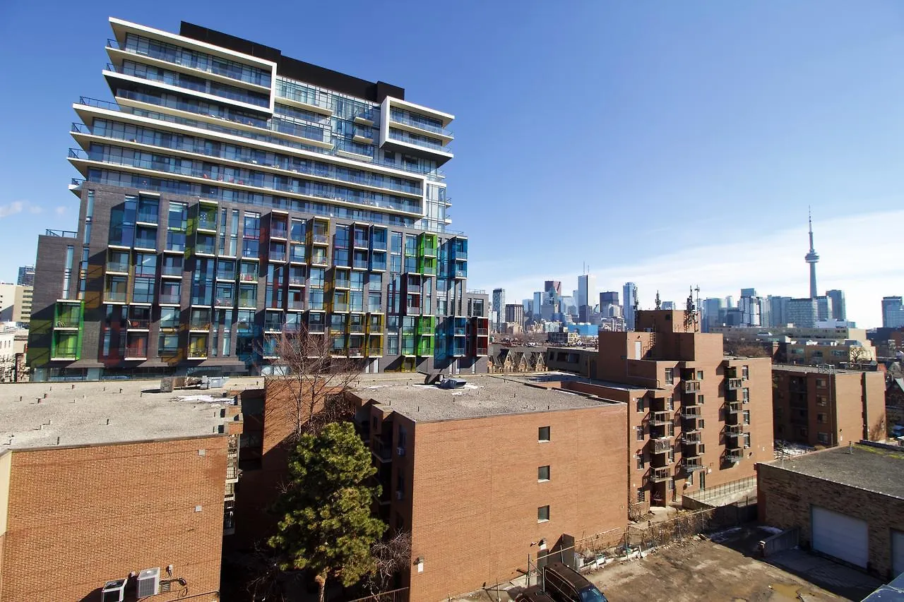 Apartment Living Suites Toronto - Queens Park
